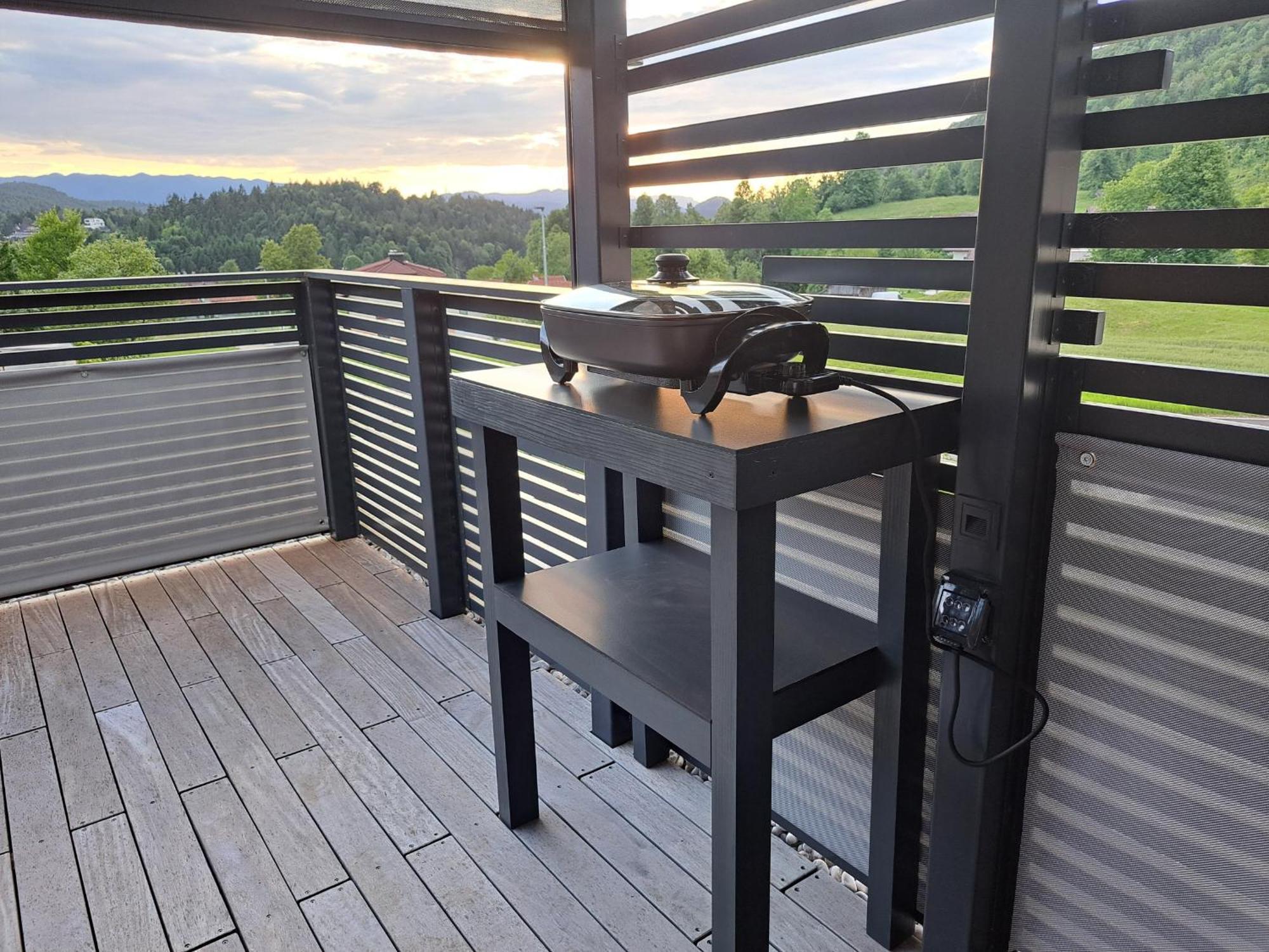 شقة S&B'S Retreat Godovic المظهر الخارجي الصورة