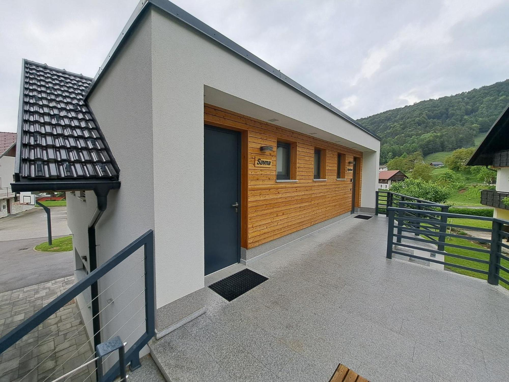 شقة S&B'S Retreat Godovic المظهر الخارجي الصورة